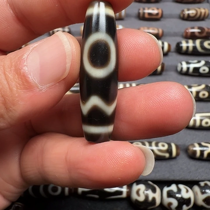 大叶紫檀（黑酸枝木类）