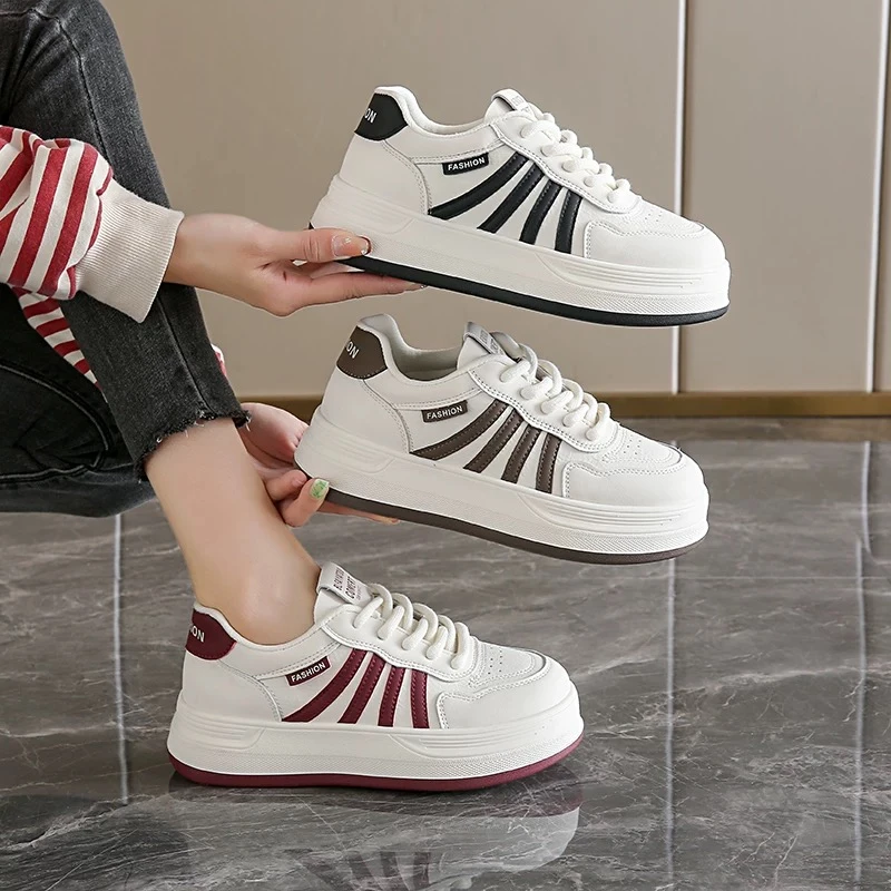 爆款轻便小白鞋女显脚小新款春季百搭运动休闲鞋学生软底板鞋189G