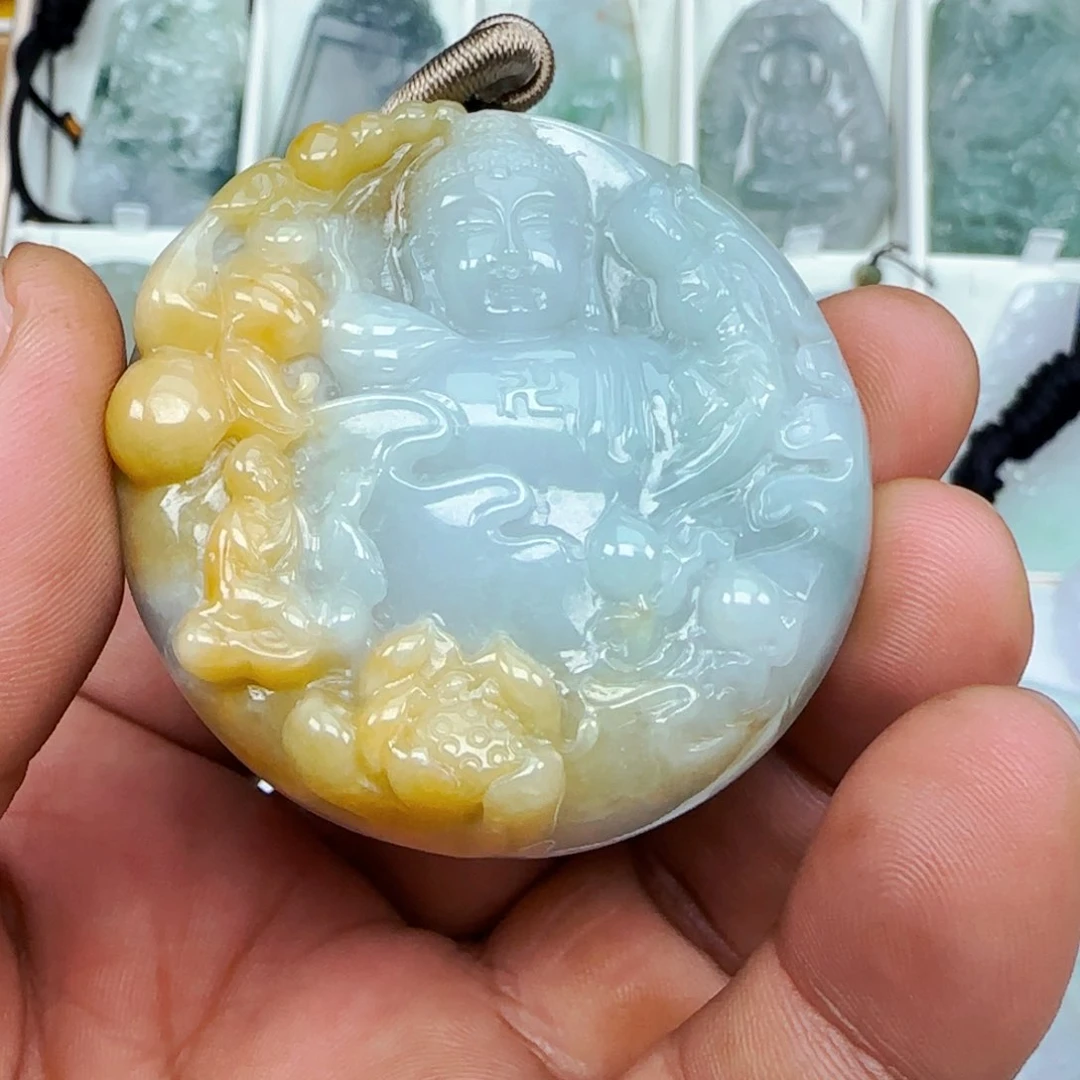 翡翠颈饰未镶嵌，