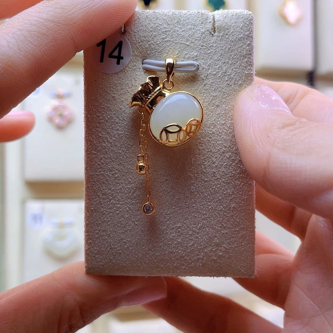 和田玉银S925镀金镶嵌吊坠(赠链)