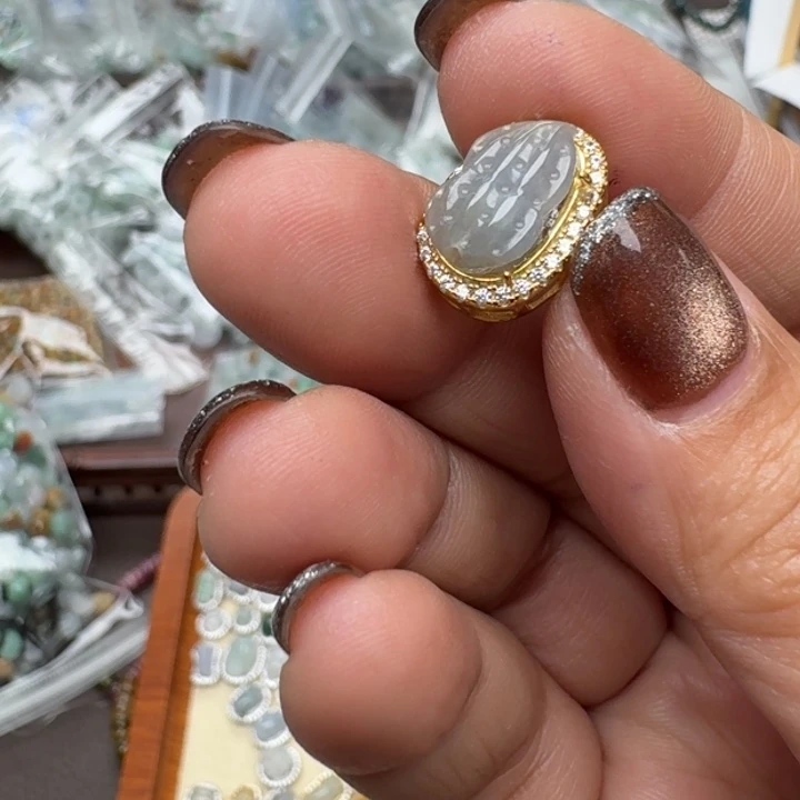 翡翠挂件未镶嵌福利