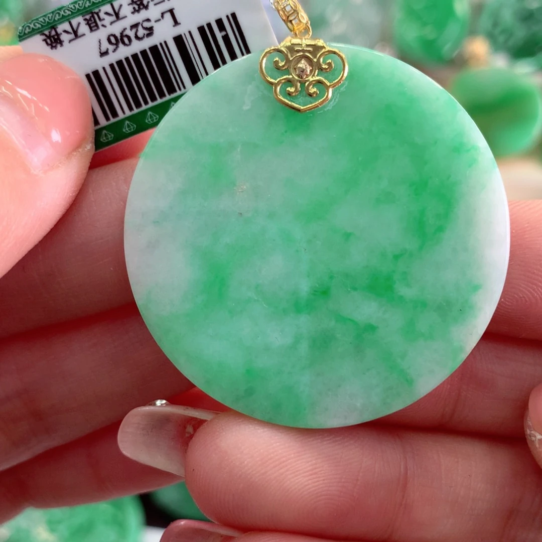 翡翠吊坠(不含链)18K金镶嵌
