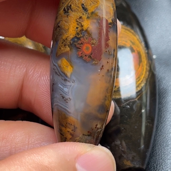 良***好碧石未镶嵌颈饰珠