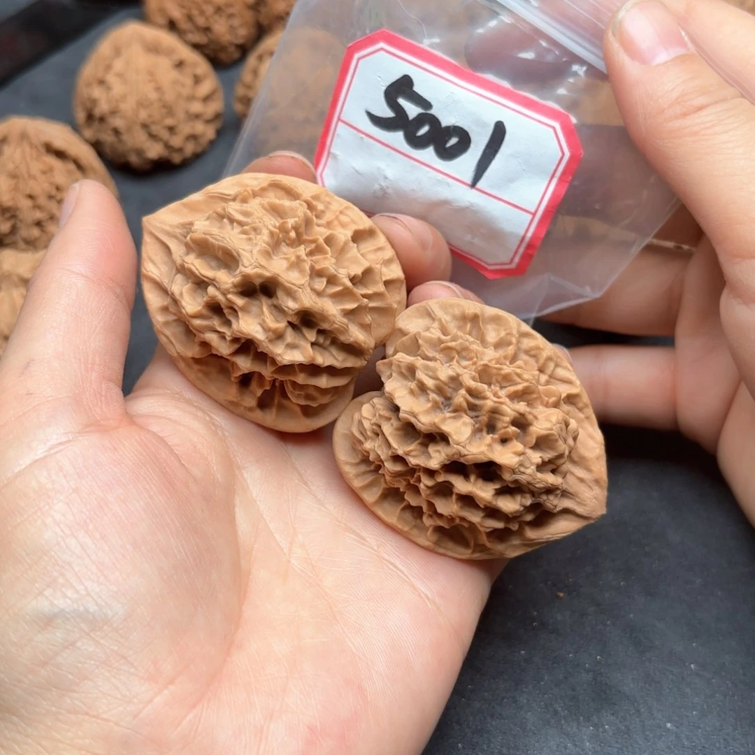 文玩核桃吊坠蓝*帝王