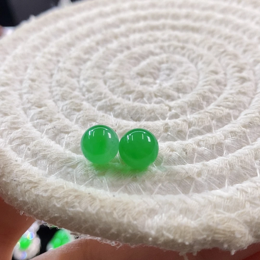 裸石翡翠卡8绿珠