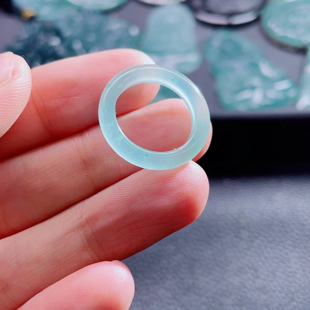 翡翠颈饰未镶嵌858585858