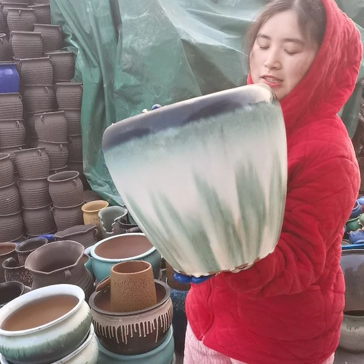 红陶口27高30瑕疵底磕碰