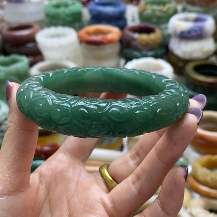 石英质玉未镶嵌手镯