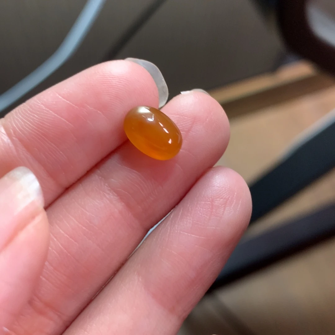 翡翠未镶嵌颈饰高冰芬达色蛋