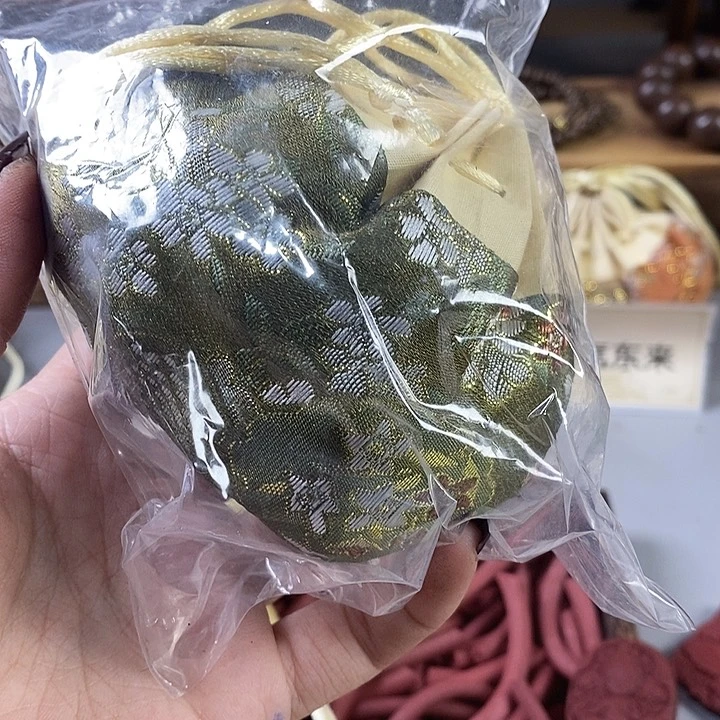 泥塑大****瑕疵梦灵1.8无打孔香包