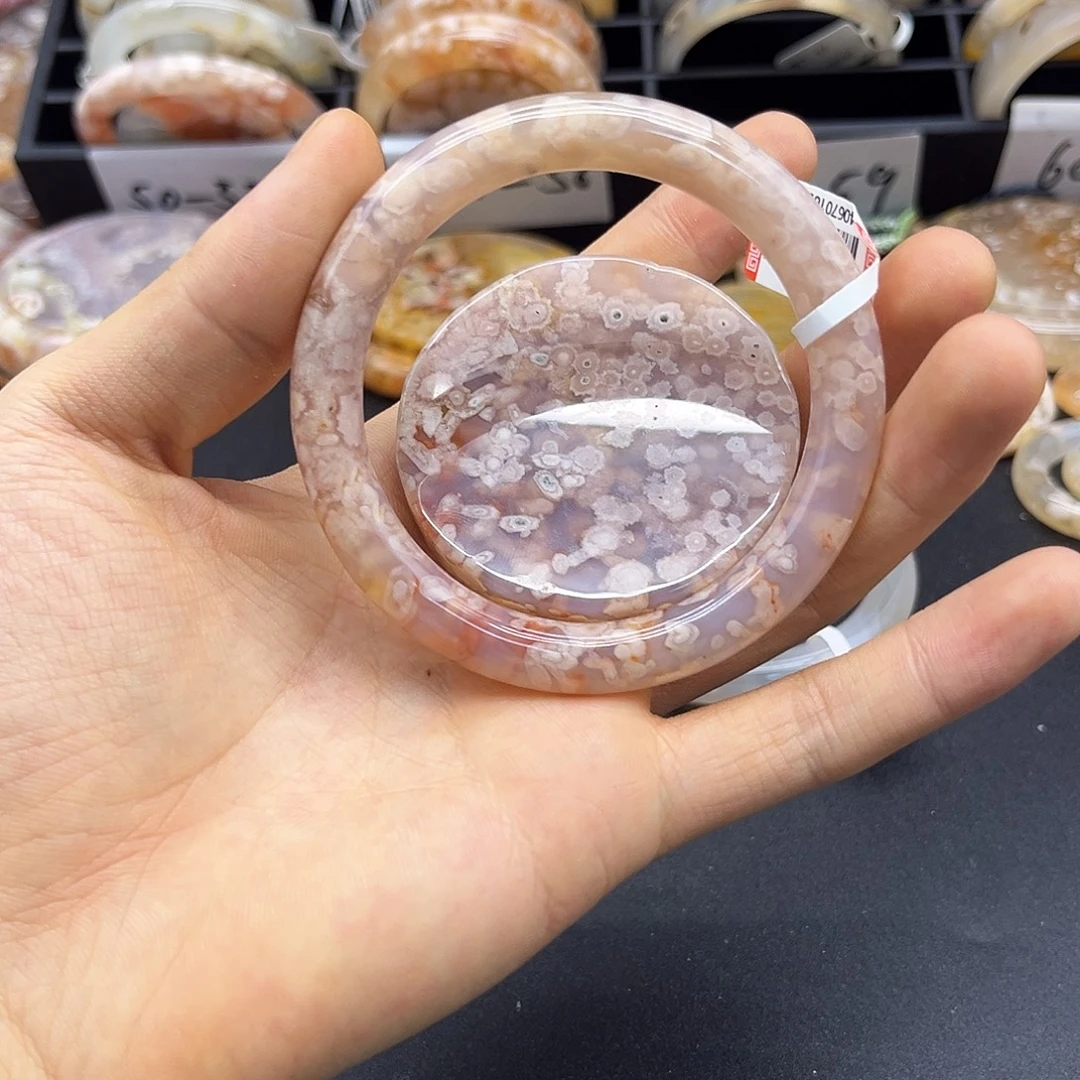 Z***x未镶嵌颈饰玛瑙/玉髓