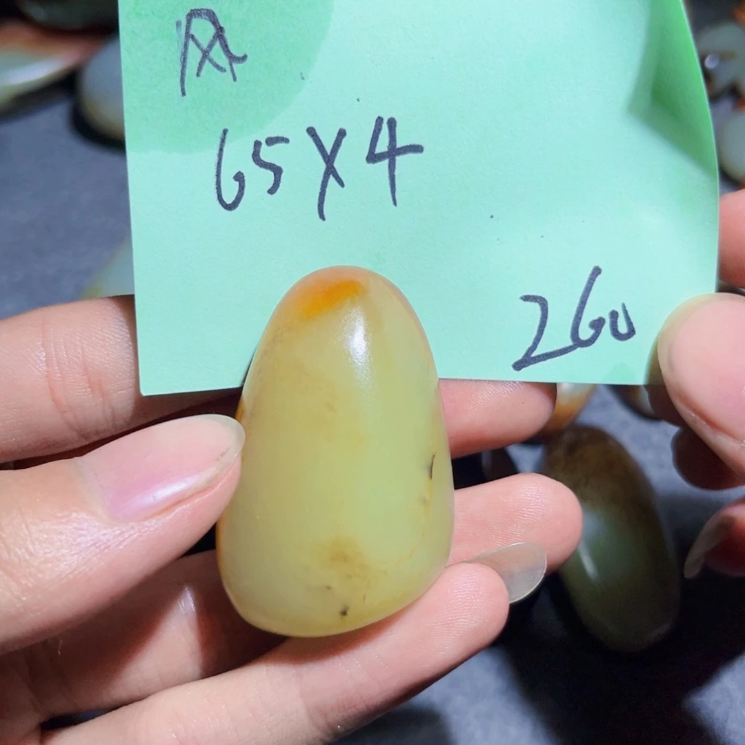和田玉未镶嵌珠宝奇石风*