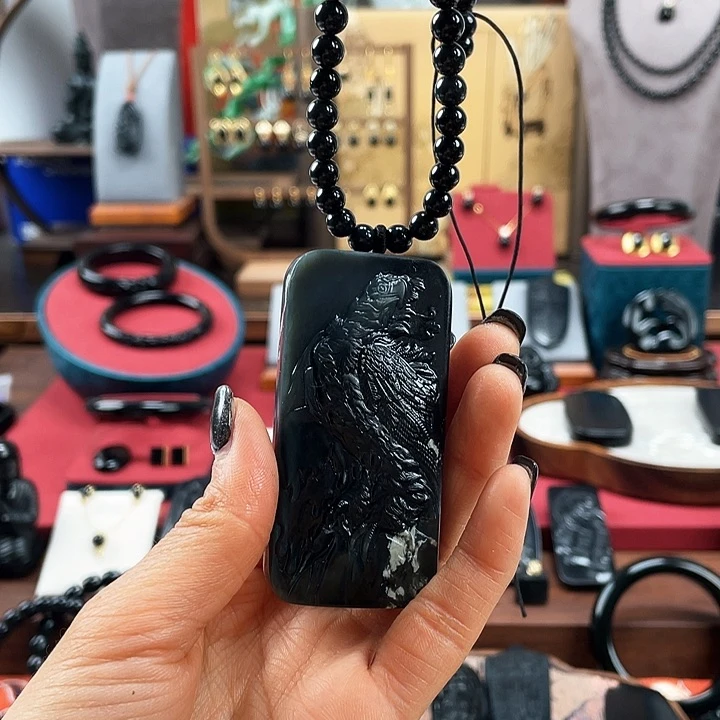 和田玉挂件未镶嵌特色料，卡6，108平价