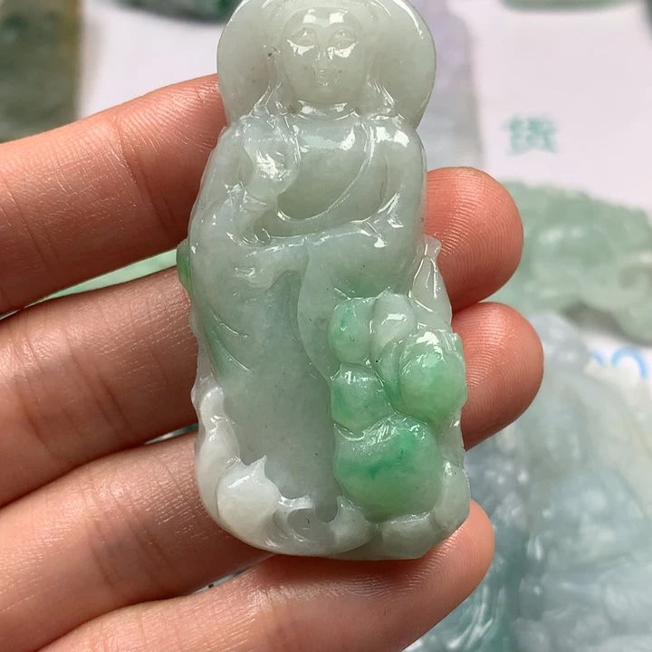 定制翡翠未镶嵌翡翠