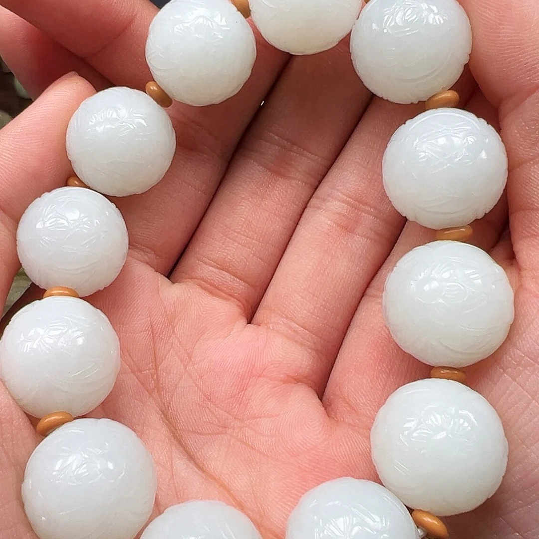 和田玉颈饰未镶嵌李**然