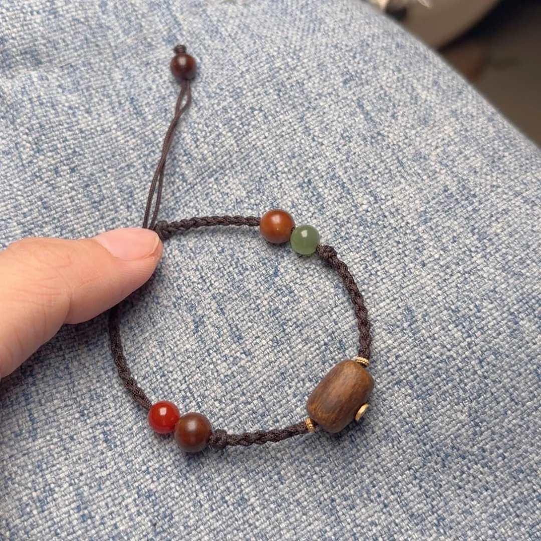 吊坠白玉菩提编绳