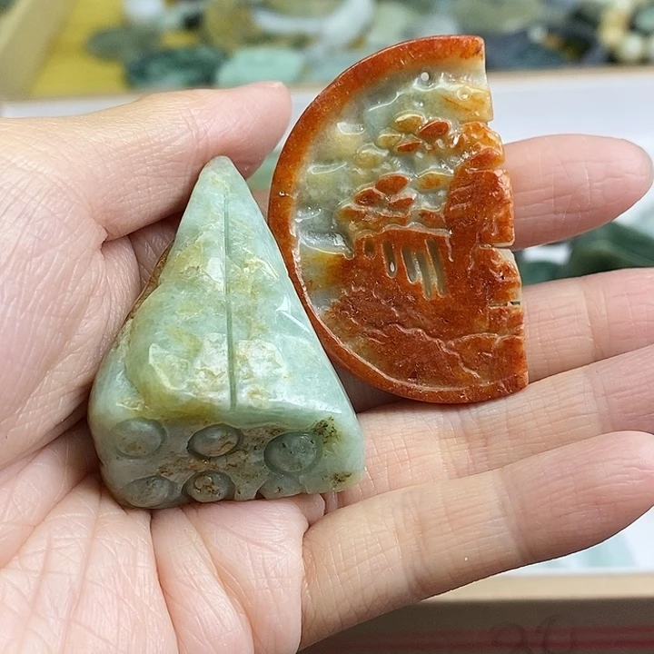 f***i翡翠未镶嵌颈饰天然翡翠