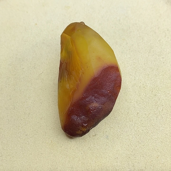 定制蜜蜡未镶嵌梨