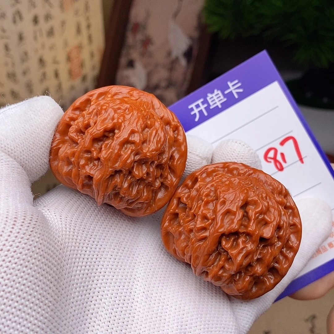 文玩核桃把件43红狮子817