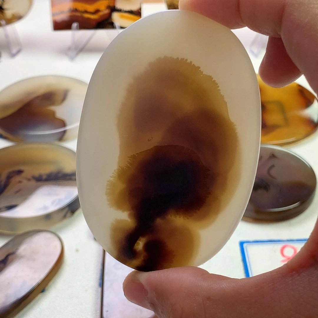 玛瑙/玉髓未镶嵌珠宝半成品