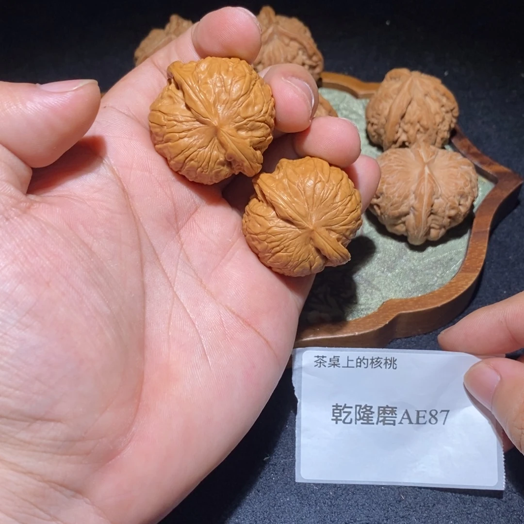 吊坠文玩核桃乾隆磨38
