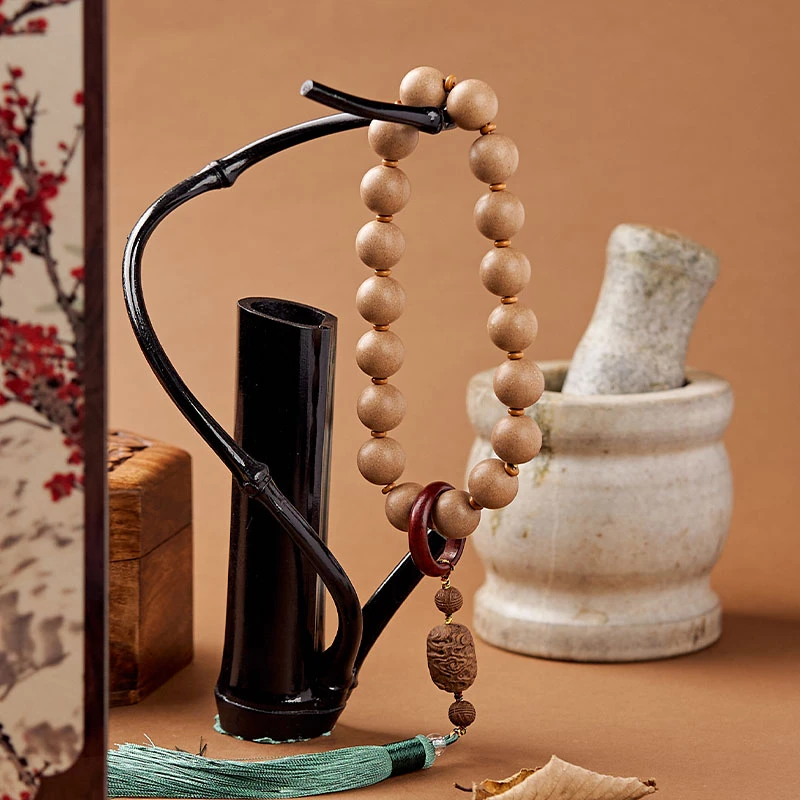 YSHP内府龙涎香1.4-1.5手持 1.7-1.8手持18子