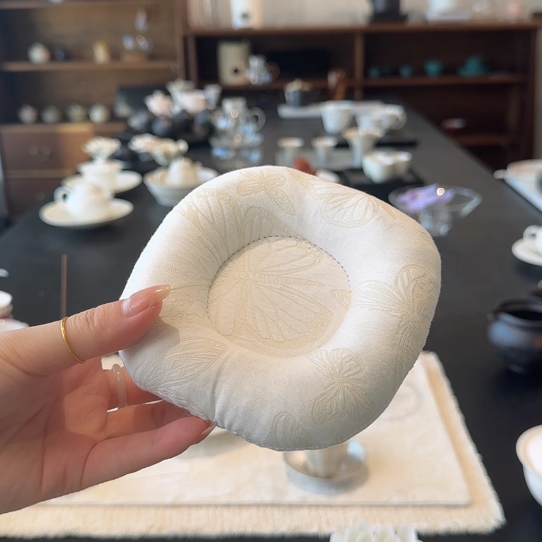 白蝴蝶壶垫 开播福利