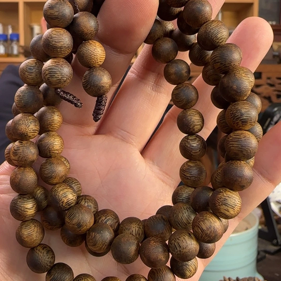 手串沉香奇楠金沙叶圆珠0.88，29.4克
