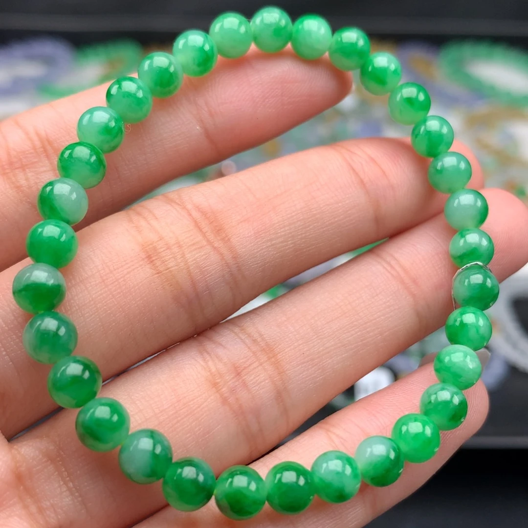 翡翠手链未镶嵌卡