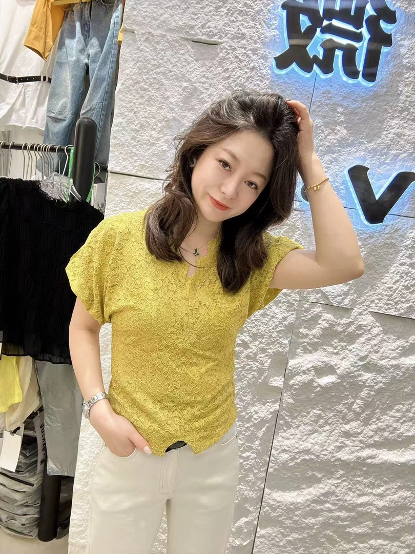 【微微】蕾丝半袖V领
