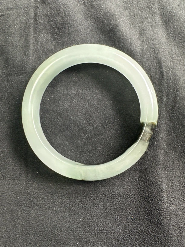 W1372 六一+缅甸乌鸡翡翠手镯