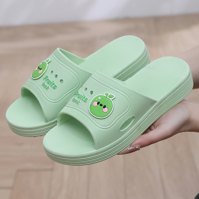 夏天厚底休闲拖鞋女士一字拖夏季防滑居家时尚外穿软底沙滩鞋