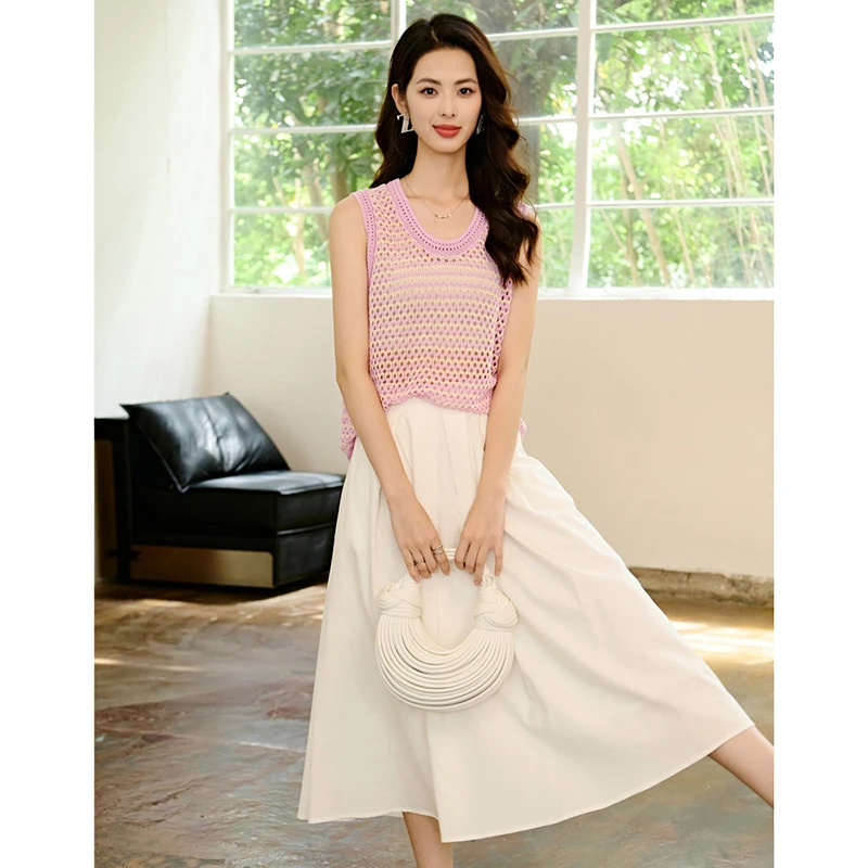 【专享】2025夏上衣镂空针织背心女25041531