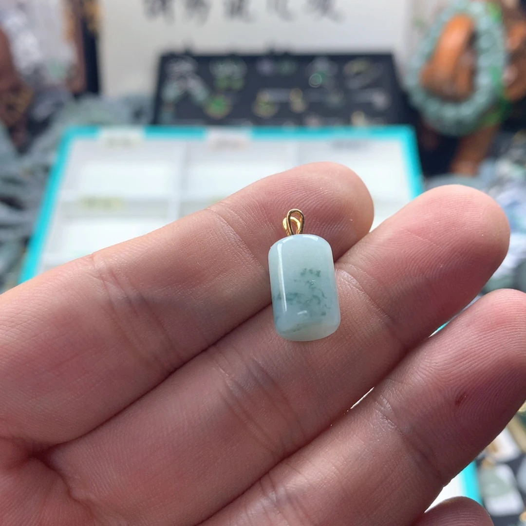 颈饰银S925镶嵌翡翠