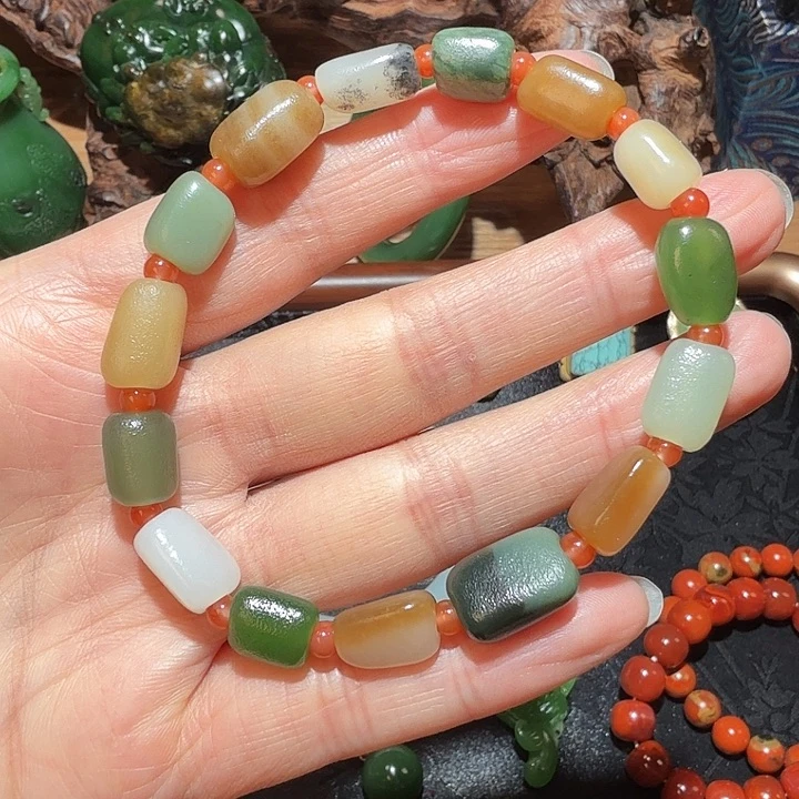 和田玉未镶嵌手串