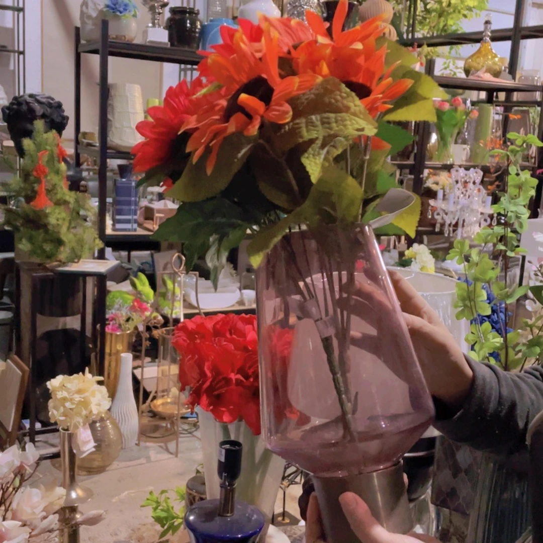 ～****～陶瓷花瓶，部分微瑕