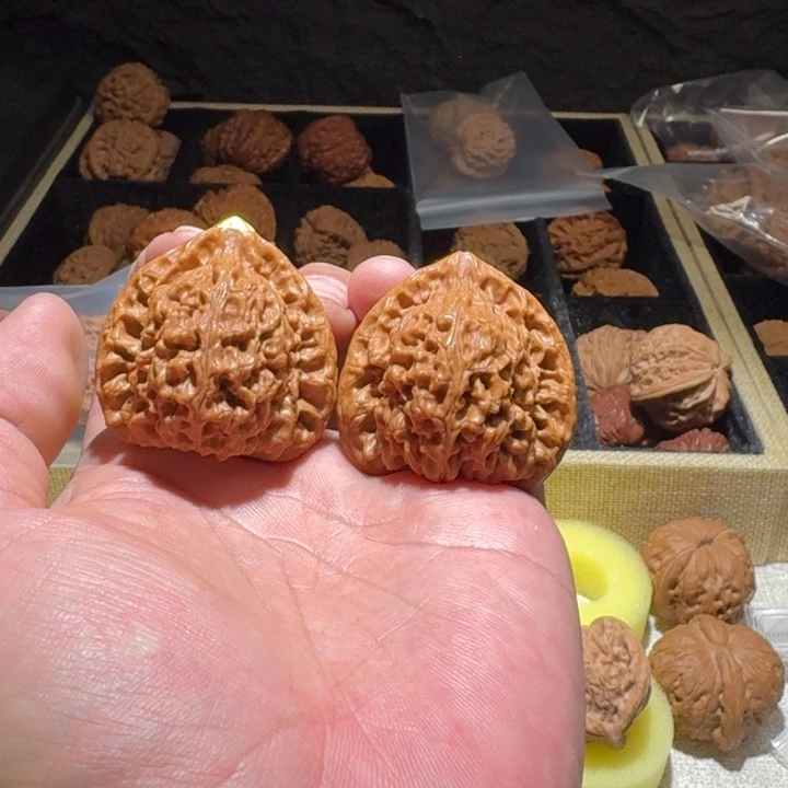 @***胖吊坠文玩核桃南疆石