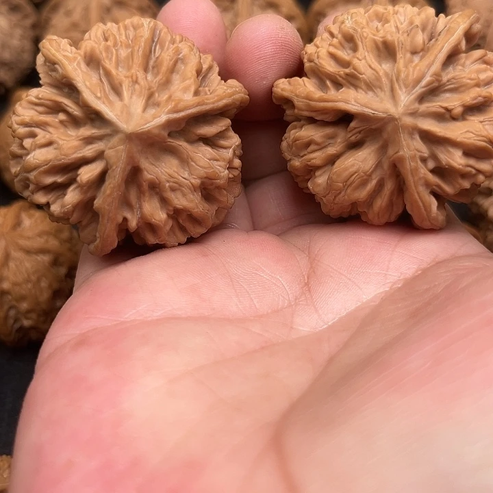 文玩核桃吊坠你们都在