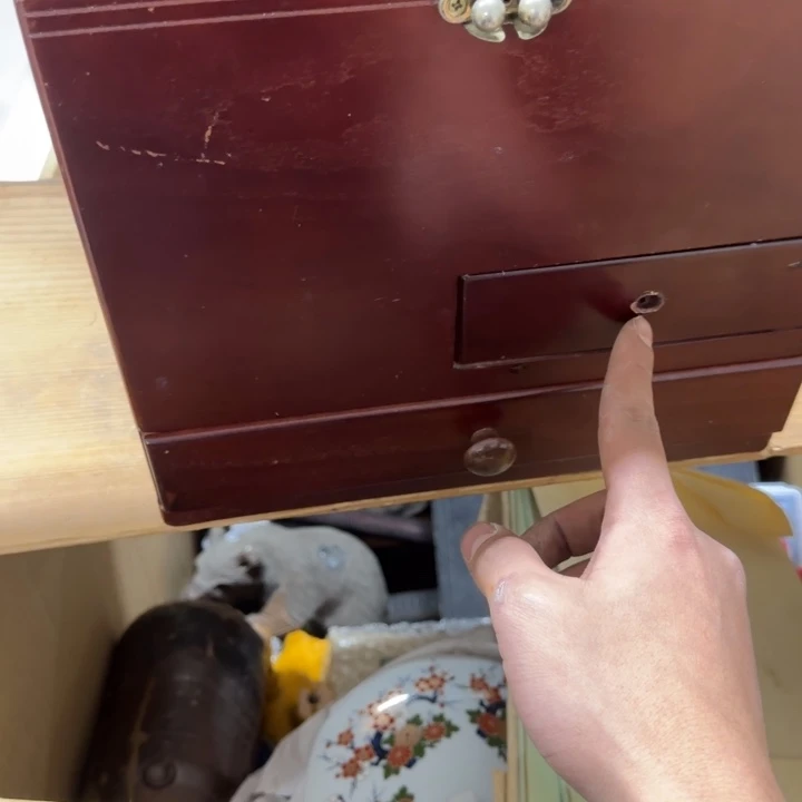 X***q哈哈哈哈哈哈哈哈哈