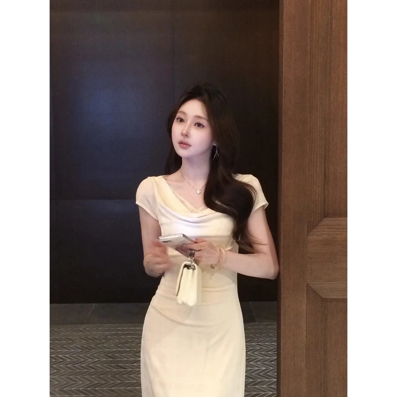 星仔-设计感拼接蕾丝长款连衣裙女春夏季荡领垂感褶皱连衣裙