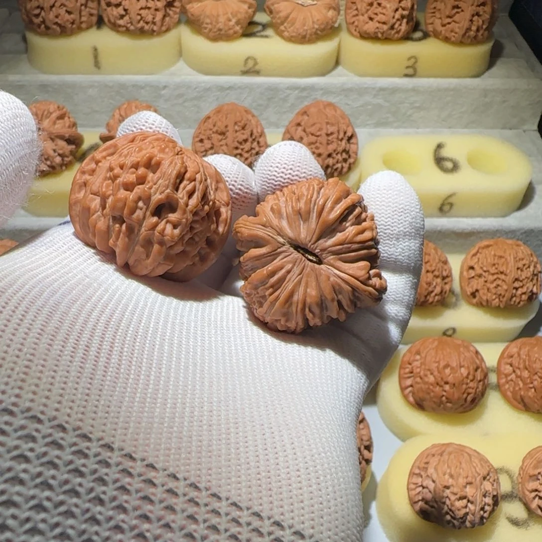 文玩核桃把件6号39汉高楼