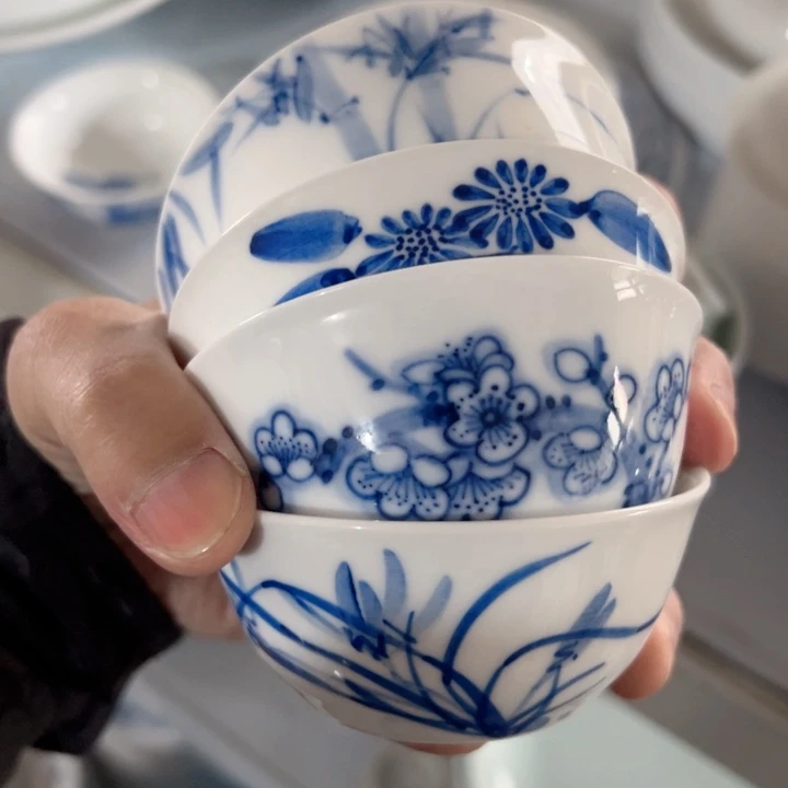 杯梅兰竹菊四个手绘