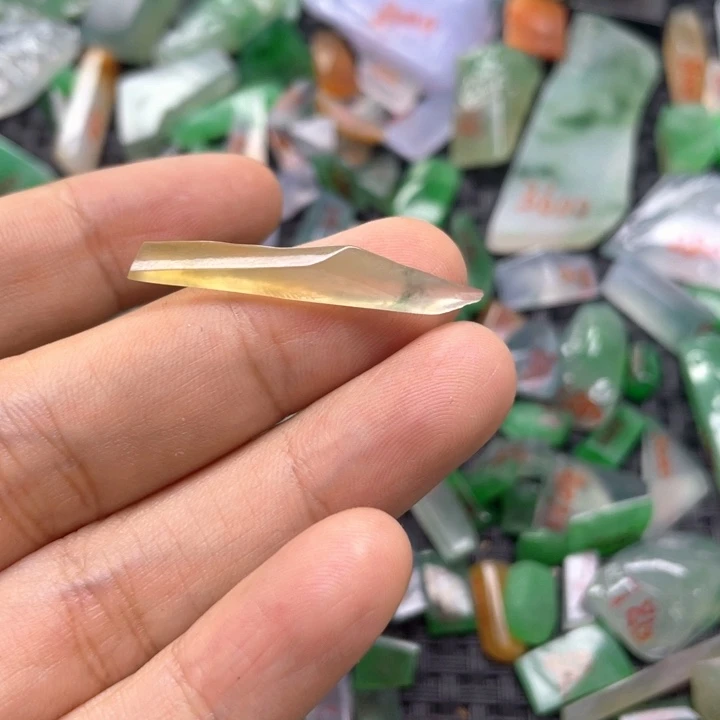 定制翡翠未镶嵌天然翡翠