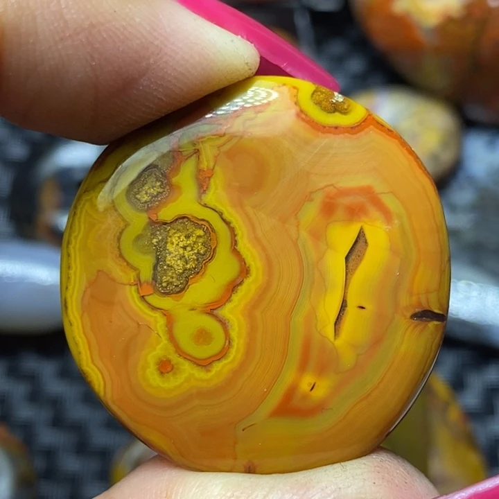 玛瑙/玉髓颈饰未镶嵌