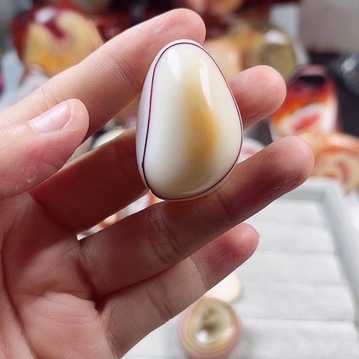 玛瑙/玉髓未镶嵌耳饰