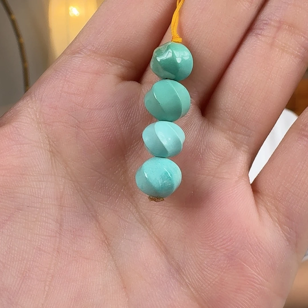 绿松石未镶嵌挂件