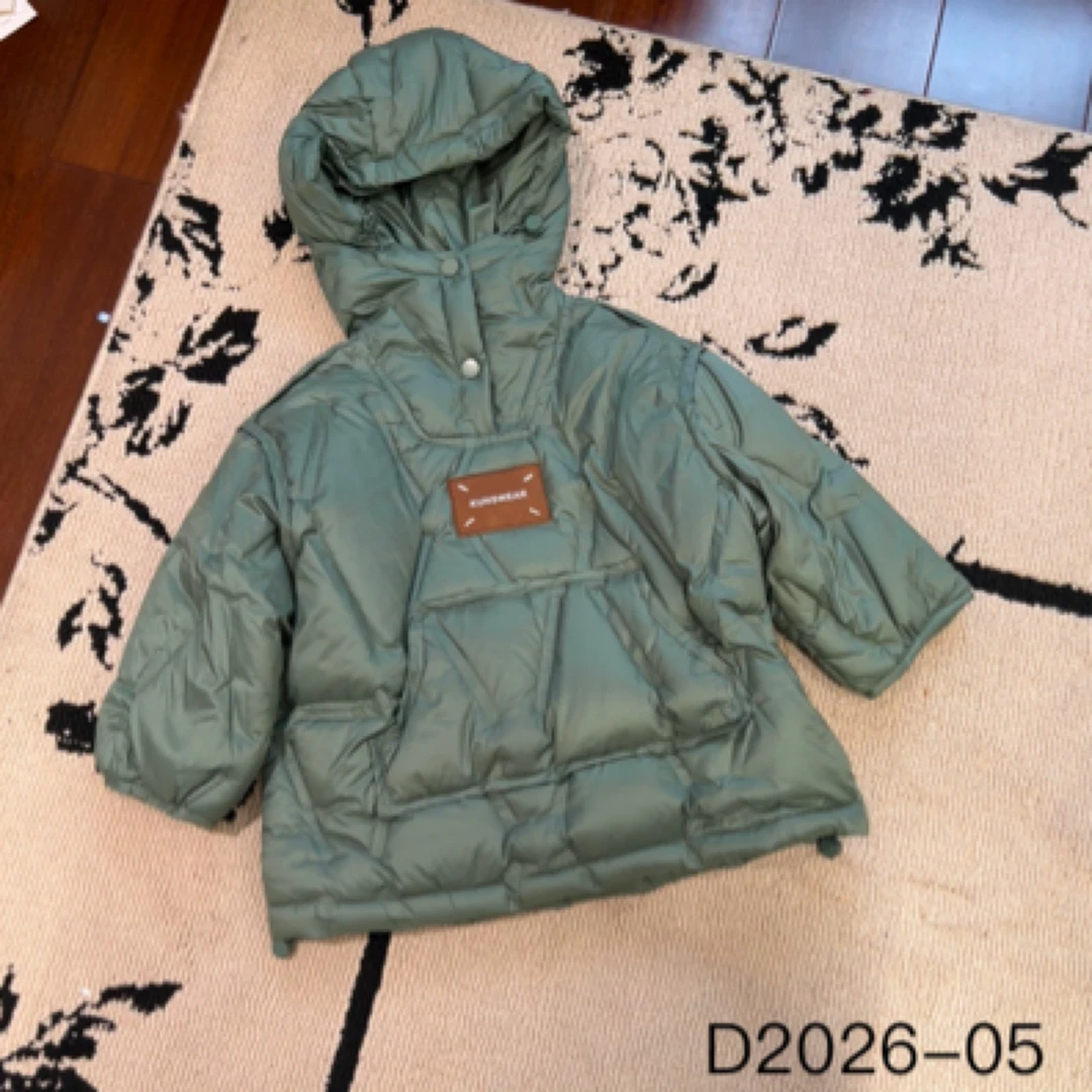 【编号R248】D2026-05-儿童 贴标带帽羽绒服-banaapeel