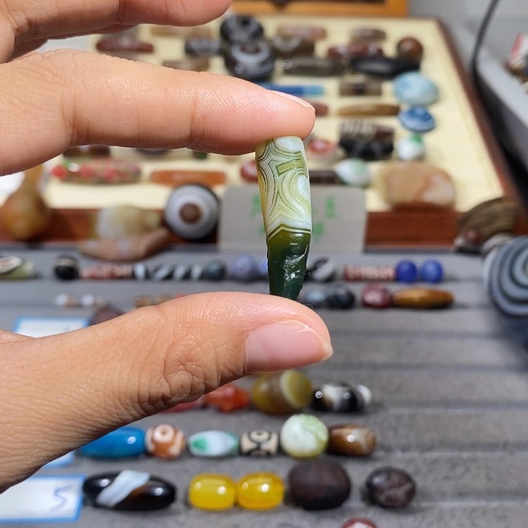 有***️玛瑙/玉髓合金颈饰