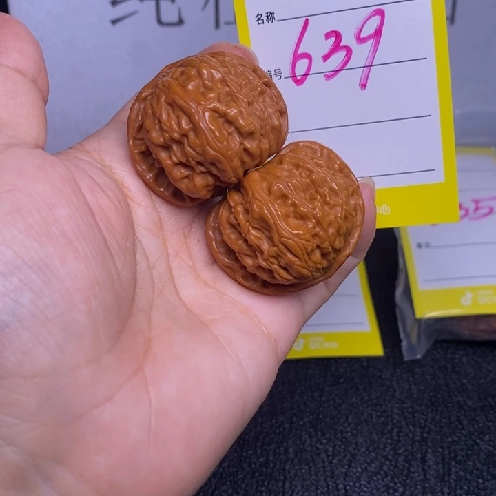 文玩核桃把件639/38白狮子福利