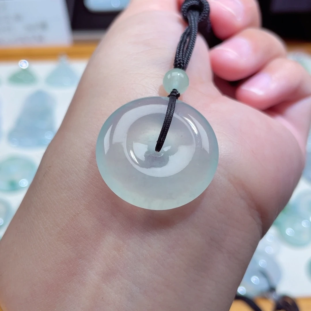 颈饰未镶嵌翡翠扣子